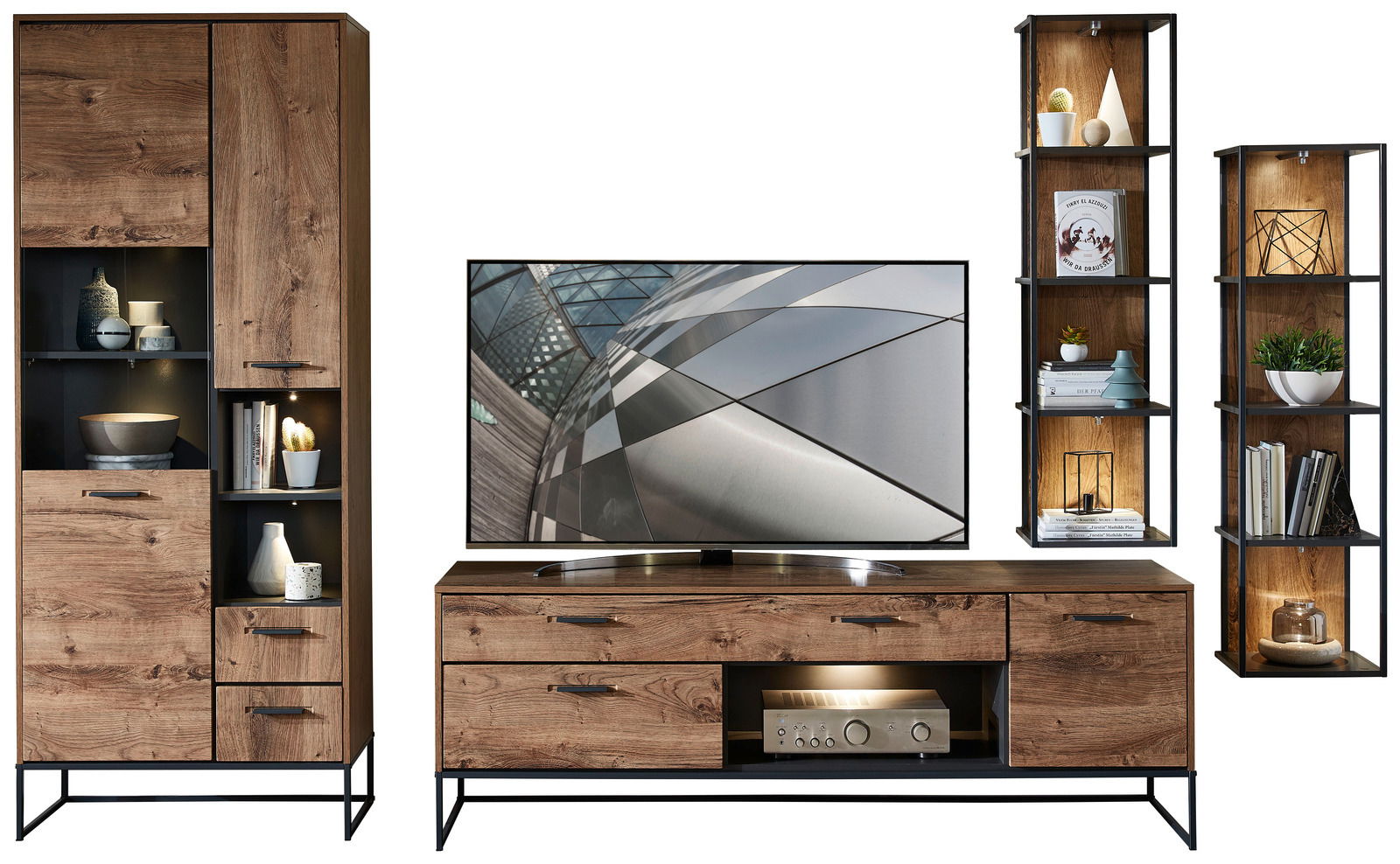 Zurbrüggen Wandkombination MANHATTAN Moderne Wandkombination aus Holz und Metall mit Schränken, Regalen und TV-Element, frontal betrachtet.