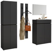Garderobenschrank-Set in dunklem Design, bestehend aus einem hohen Schrank, zwei Wandpaneelen mit Haken, einem Spiegel und einem niedrigen Schrank, frontal betrachtet.