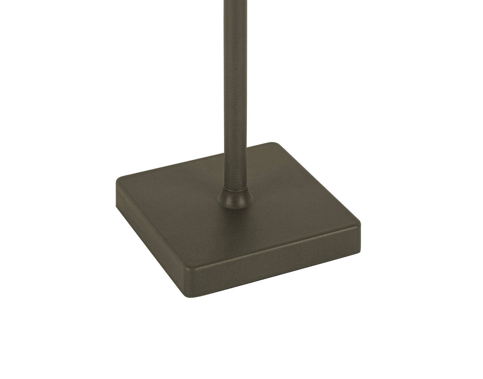 Nahaufnahme des Sockels einer Akku-Tischleuchte in dunklem Metall, quadratische Basis.