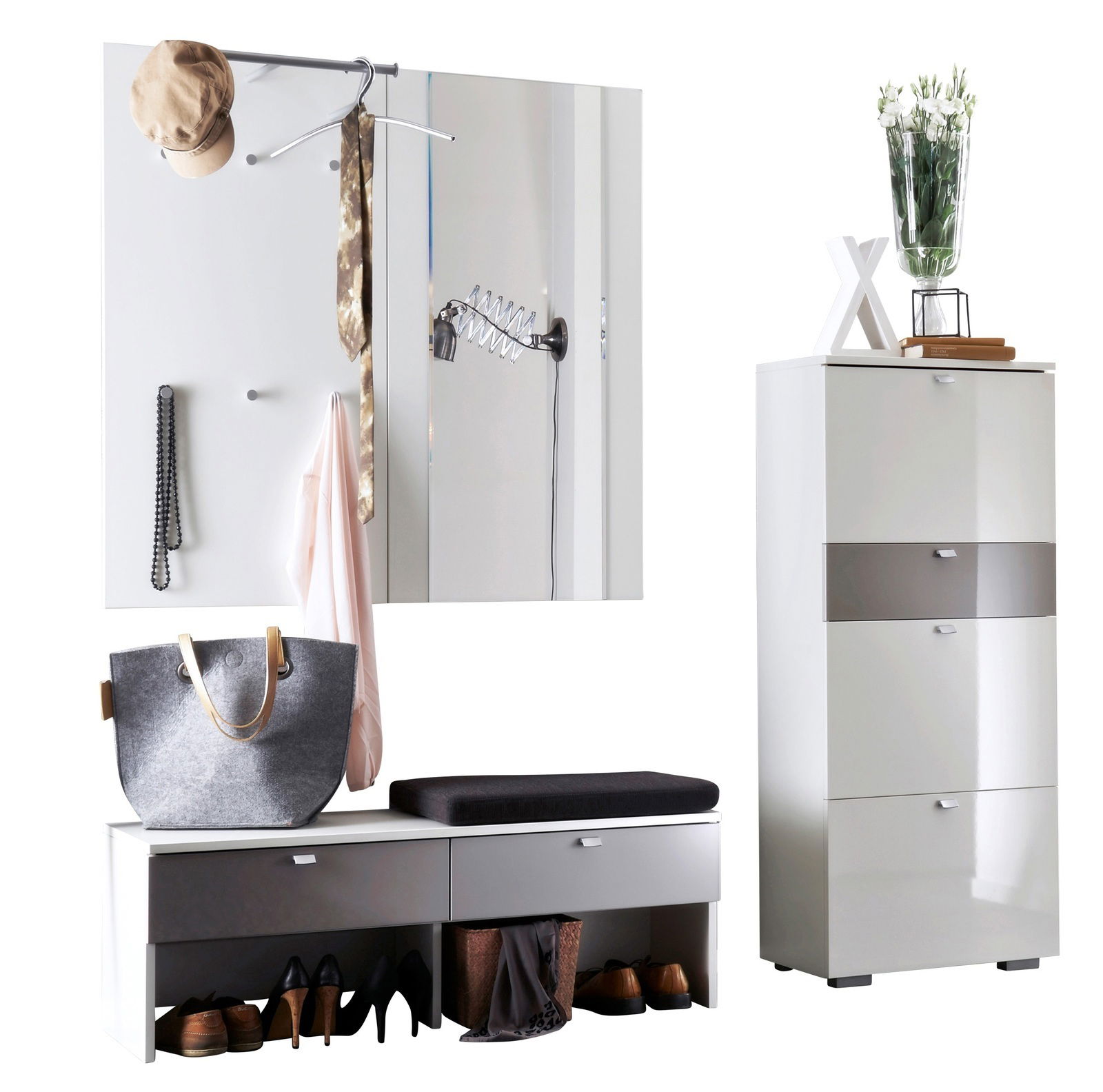 Moderano Vorschlagskombi Garderobe BASIC Moderne Garderobenkombination mit Spiegel, Hakenleiste, Sitzbank mit Stauraum und hohem Schrank, seitliche Perspektive.