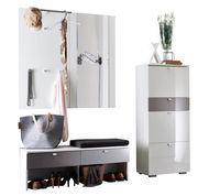 Moderne Garderobenkombination mit Spiegel, Hakenleiste, Sitzbank mit Stauraum und hohem Schrank, seitliche Perspektive.