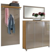 Garderoben-Set 3-tlg. mit Spiegel, bestehend aus einer Wandgarderobe mit Ablage und Haken, sowie einem Schuhschrank mit drei Türen. Perspektive: Frontalansicht.