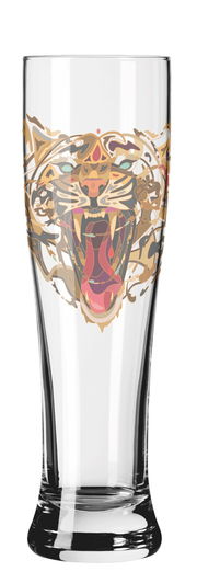 Weizenbierglas mit einem kunstvollen Tigerdesign, Frontalansicht