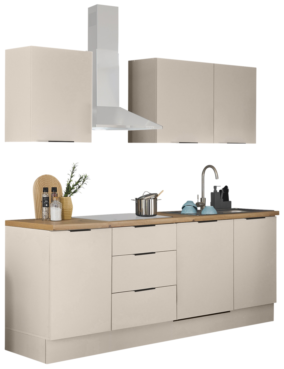 Moderne Küchenzeile in Beige mit Holzarbeitsplatte, Edelstahl-Dunstabzugshaube, Spüle und Hängeschränken, gezeigt in frontaler Ansicht mit leichter Perspektive von rechts