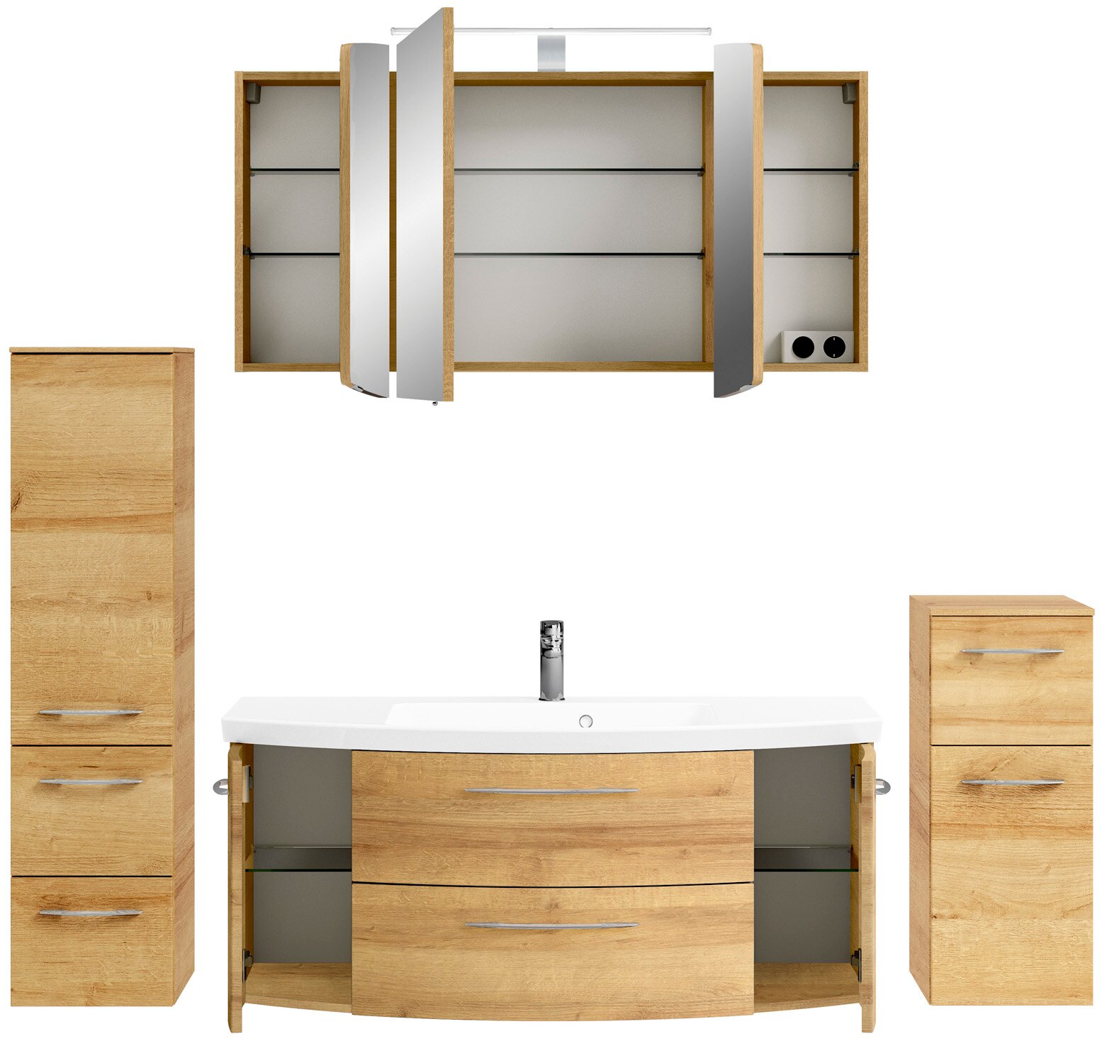 Frontale Ansicht einer Badkombination aus Holz mit Spiegelschrank, Waschbeckenunterschrank und zwei Hochschränken.