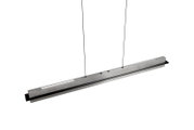 Moderne LED-Hängeleuchte aus Metall in seitlicher Perspektive, mit zwei dünnen Kabeln zur Aufhängung.