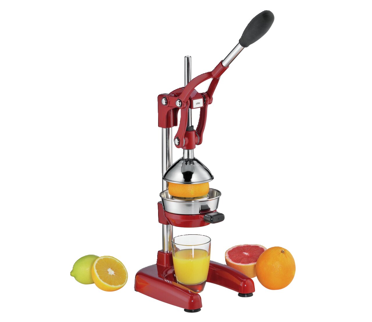 Rote Profi-Saftpresse Amalfi mit Hebel, seitliche Perspektive, umgeben von Zitrusfrüchten und einem Glas frisch gepressten Saft.