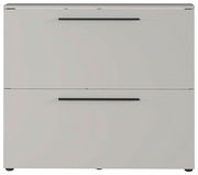 Moderner Schuhschrank in Grau mit zwei Klappen und schwarzen Griffen, frontale Ansicht.