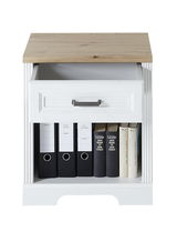 Frontale Ansicht eines weißen Rollcontainers der Serie JUDITH mit einer Holzplatte, einer offenen Schublade und einem Fach mit Ordnern und Büchern.