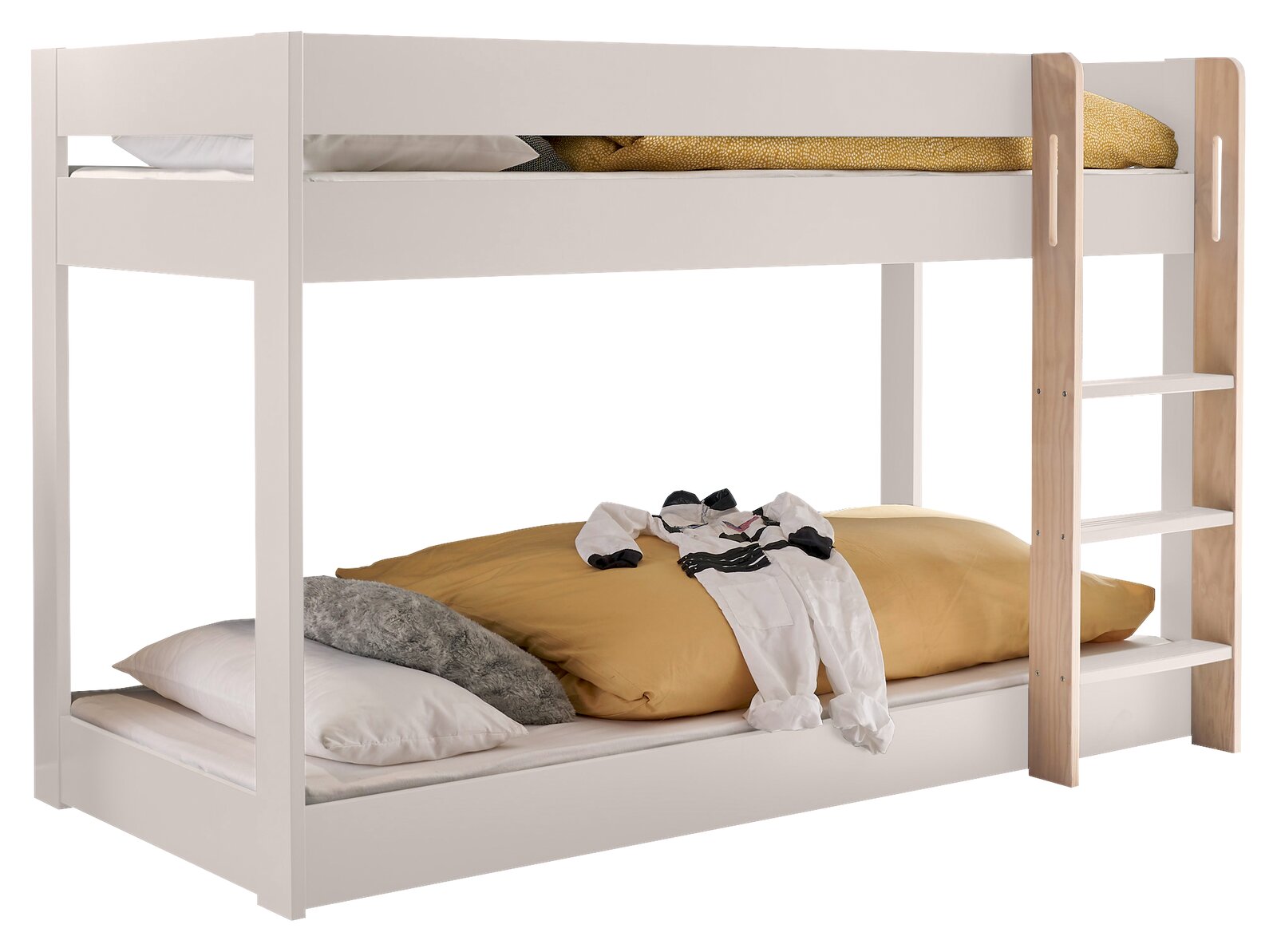 Weißes Etagenbett mit Holzleiter, seitliche Perspektive, mit Bettwäsche und Kinderpyjama dekoriert.
