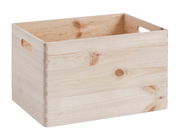 Holzkiste aus hellem Holz mit seitlichen Griffen, perspektivisch von vorne rechts fotografiert