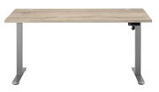 Elektrisch höhenverstellbarer Schreibtisch mit Holzoptik-Tischplatte und grauem Metallgestell, Frontalansicht