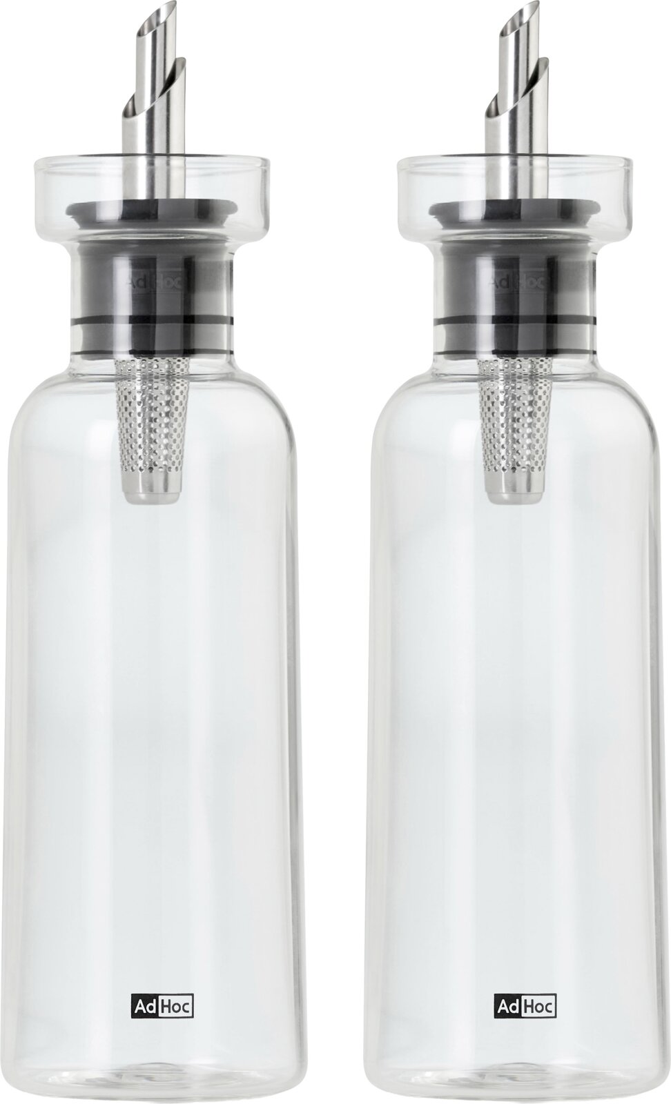 Zwei transparente AdHoc Öl- und Essigspender aus Glas mit Edelstahlausgießer und integriertem Filter, freigestellt vor weißem Hintergrund, Frontansicht