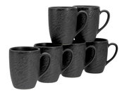 Fünf schwarze Keramik-Kaffeebecher mit marmorierter Struktur, schräg gestapelt, Produktansicht schräg von vorn auf weißem Hintergrund