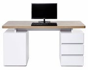 Moderner Schreibtisch mit Holzplatte und weißen Schubladen, frontal betrachtet, mit Monitor und Tastatur.