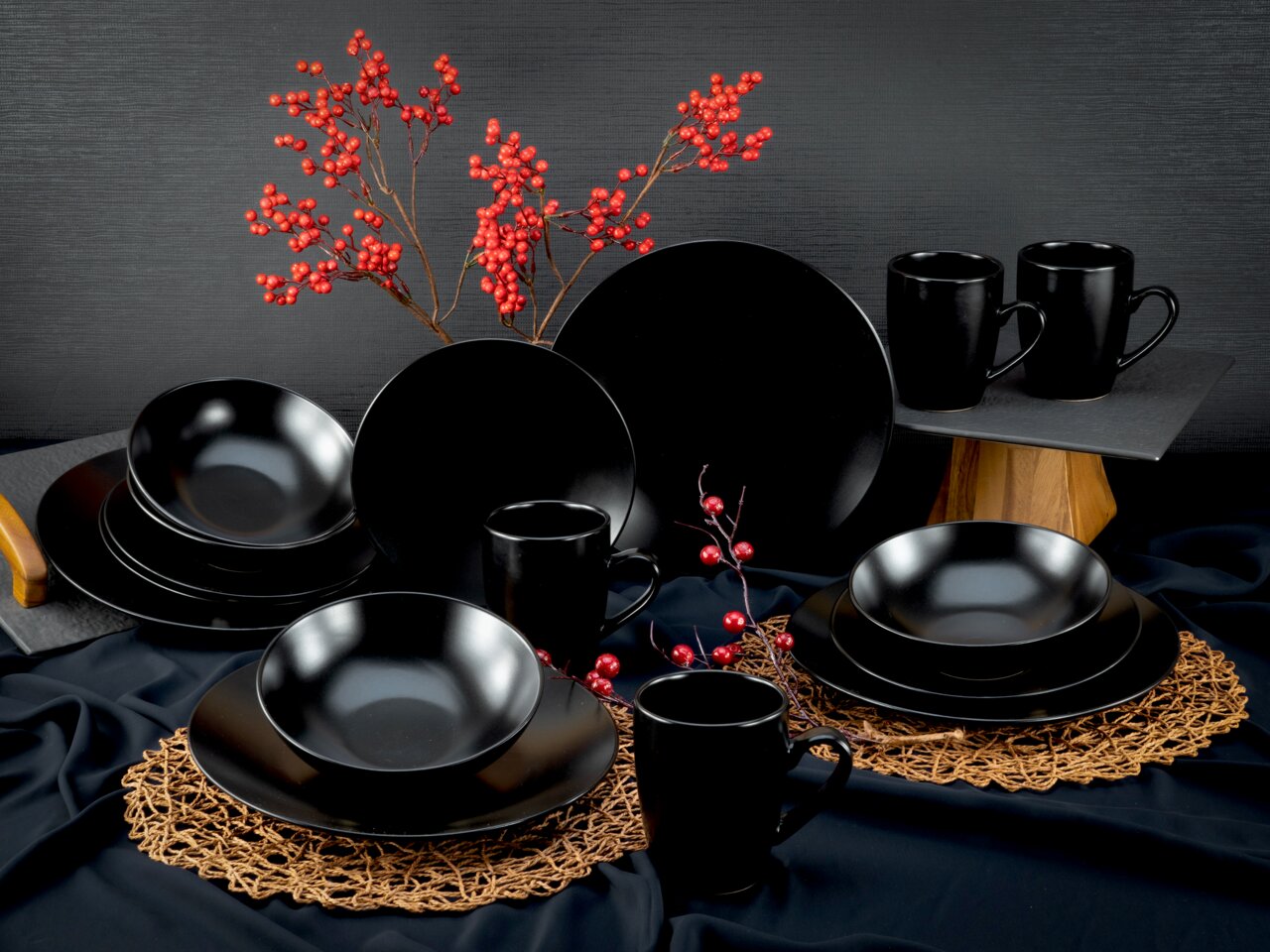 creaTable Kombiservice 16-tlg BLACK MATT