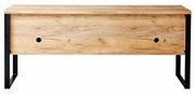 Vooraanzicht van een modern dressoir van licht hout met zwarte metalen poten.