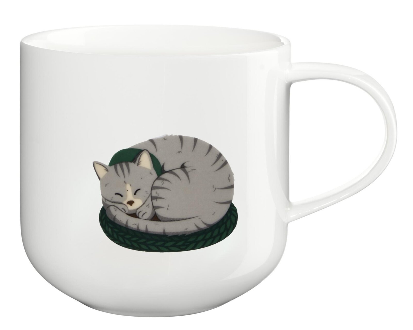 Witte keramische mok met een illustratie van een slapende grijze kat op een groen kussen, schuin van voren afgebeeld met het oor rechts