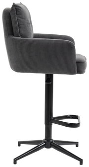 Seitenansicht eines modernen, grauen Barhockers mit gepolsterter Rückenlehne und schwarzem Metallgestell.