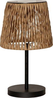 Frontansicht einer Tischlampe mit naturfarbenem, geflochtenem Schirm aus Papier-/Rattanoptik und schwarzem Metallfuß auf weißem Hintergrund
