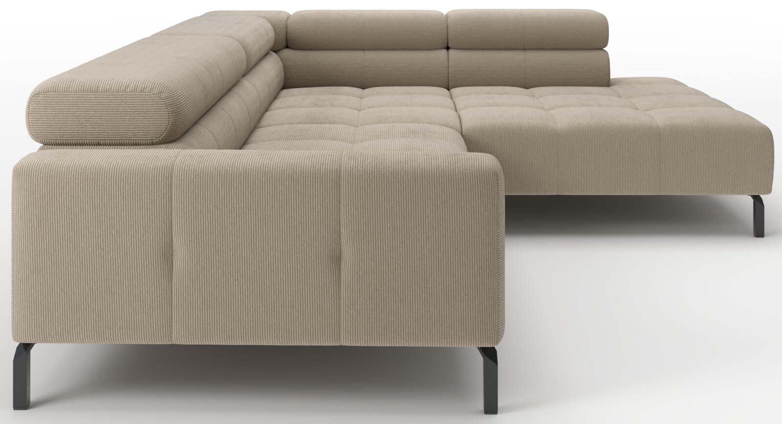 Beiges, geripptes Cord-Ecksofa mit gepolsterten Sitzflächen und schwarzen Metallfüßen, Ansicht schräg von vorne links