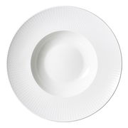 Weißer Pastateller mit strukturiertem Rand, Draufsicht