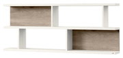 Moderne wandplank met twee niveaus in houtlook, gezien vanaf de voorkant.