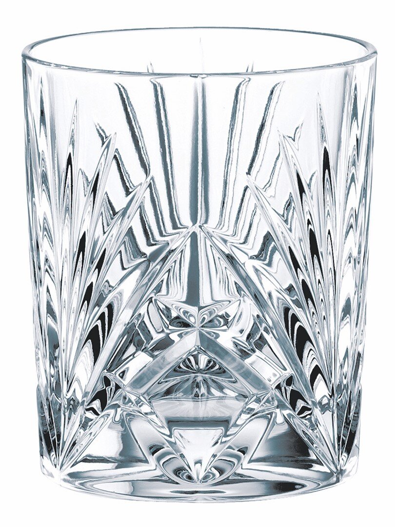 Kristallglas mit facettiertem Design, seitliche Perspektive