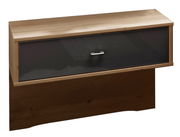 Moderner Nachtschrank aus Holz mit dunkler Schubladenfront, seitliche Perspektive