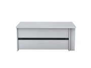 Schubkasteneinsatz in grauer Holzoptik, frontal betrachtet mit zwei Schubladen, von denen eine leicht geöffnet ist.