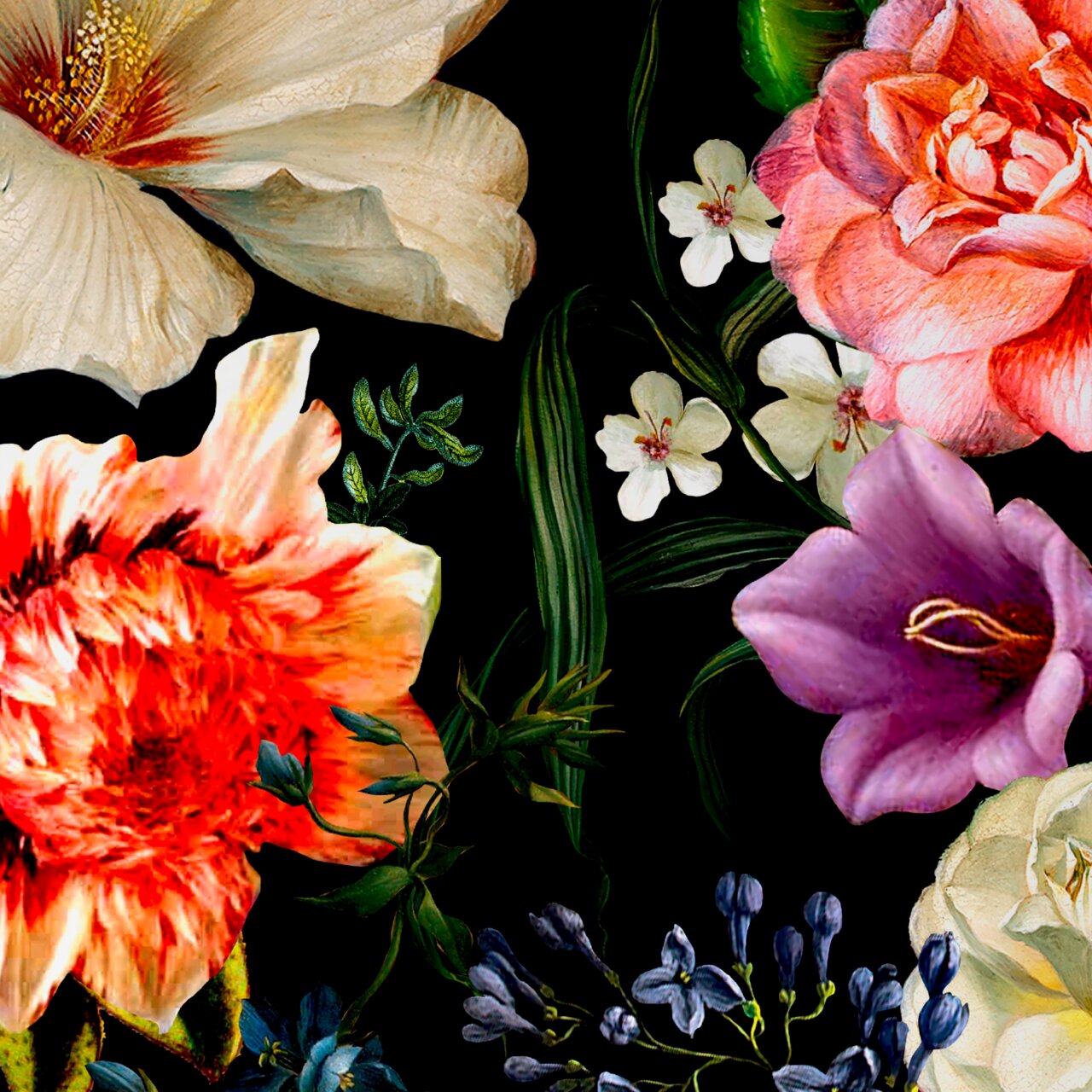 Nahaufnahme einer Wendebettwäsche mit lebendigem Blumenmuster auf dunklem Hintergrund, zeigt verschiedene Blüten in kräftigen Farben.