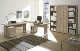 Komplett-Büro mit L-förmigem Schreibtisch, Regal und Schrank in heller Holzoptik, seitliche Perspektive