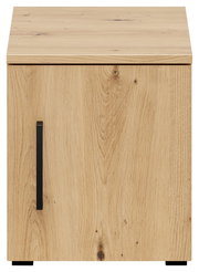 Frontansicht eines hölzernen Aufsatzschranks mit schwarzem Griff