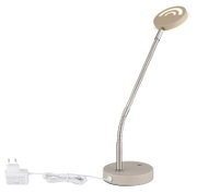 Beige LED-Schreibtischlampe mit rundem Leuchtenkopf, flexiblem Schwanenhals und rundem Standfuß inklusive Netzteil, freigestellt vor weißem Hintergrund, Perspektive: leicht von oben seitlich