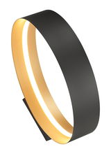 Moderne Tischleuchte LOOP in schwarzem Ringdesign mit goldener Innenseite, seitliche Perspektive