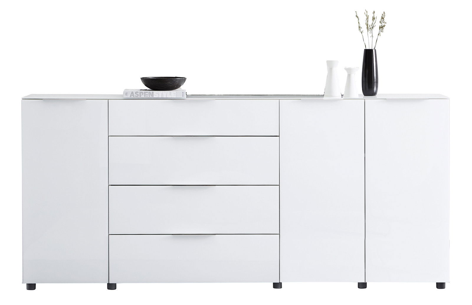 Modernes XL-Sideboard in Weiß mit Hochglanzoberfläche, vier Schubladen und zwei Türen, frontal abgebildet. Dekoriert mit einer schwarzen Schale, einem Buch und Vasen.