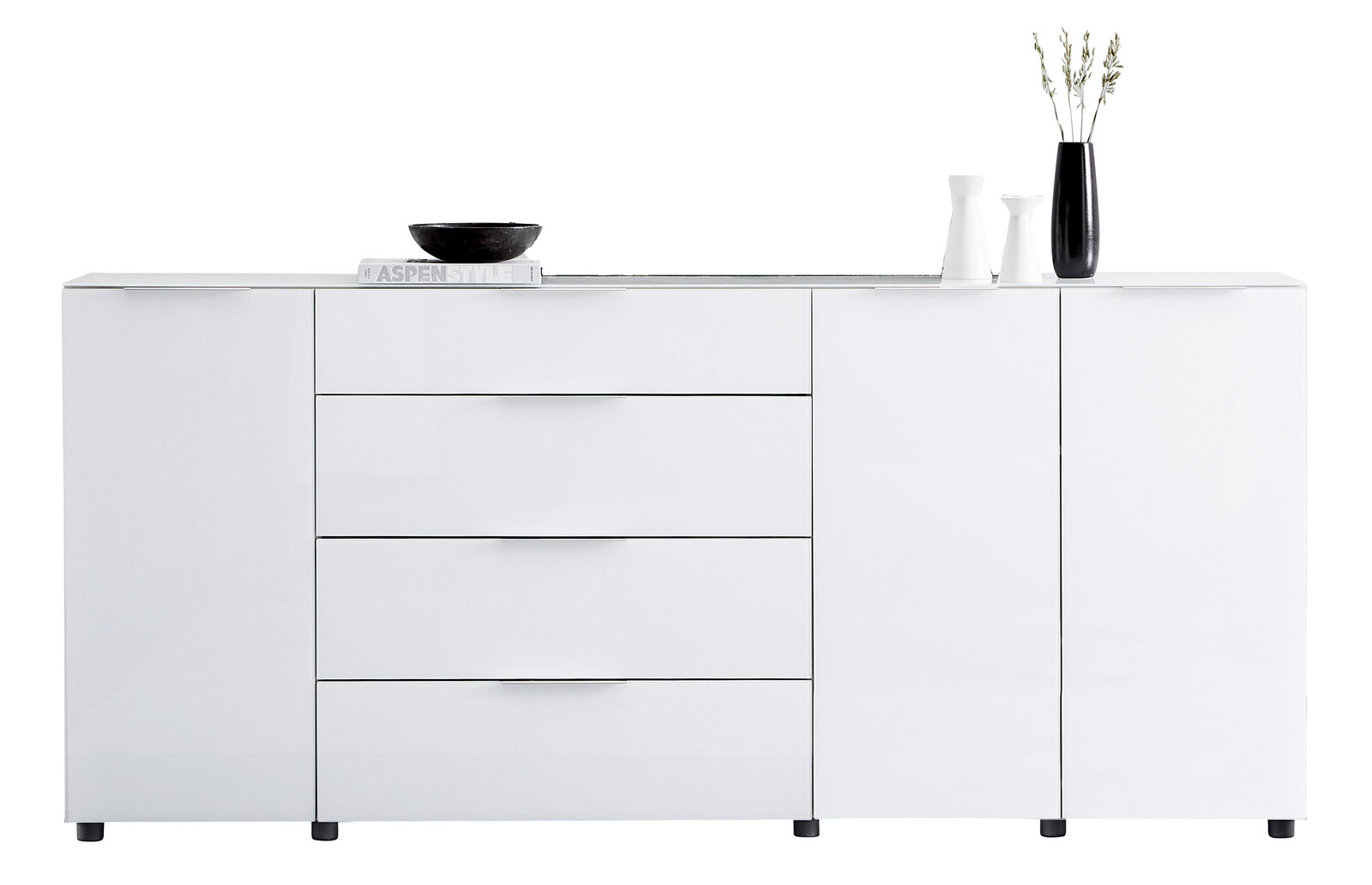 Modernes XL-Sideboard in Weiß mit Hochglanzoberfläche, vier Schubladen und zwei Türen, frontal abgebildet. Dekoriert mit einer schwarzen Schale, einem Buch und Vasen.