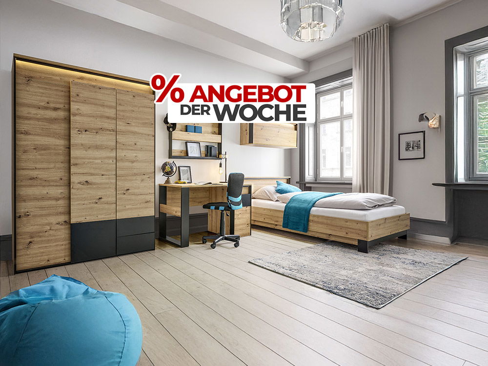 Modern eingerichtetes Jugendzimmer mit Holzbett, großem Kleiderschrank und integriertem Schreibtisch in Eichenoptik