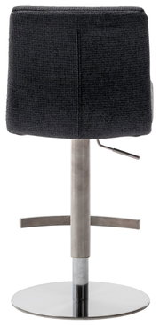 Achterkant van een moderne barkruk met zwarte stoffen bekleding en een verchroomd onderstel.
