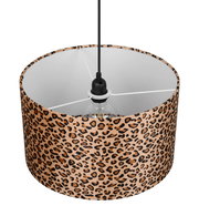 Pendelleuchte mit Leopardenmuster, seitliche Perspektive