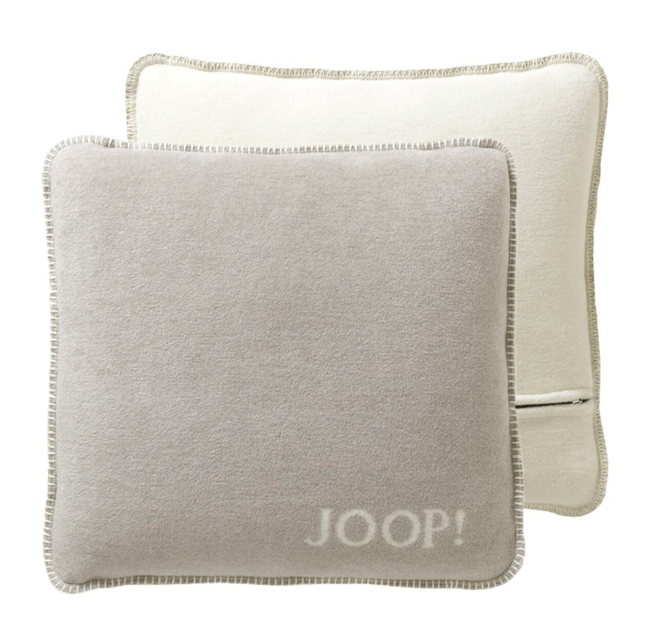 Twee kussenslopen in beige en crème met zichtbare stiksels, vooraanzicht.