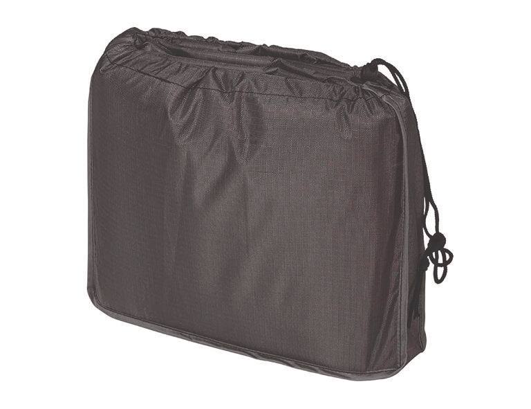 Schwarze Sitzgruppenhülle in rechteckiger Form, seitliche Perspektive