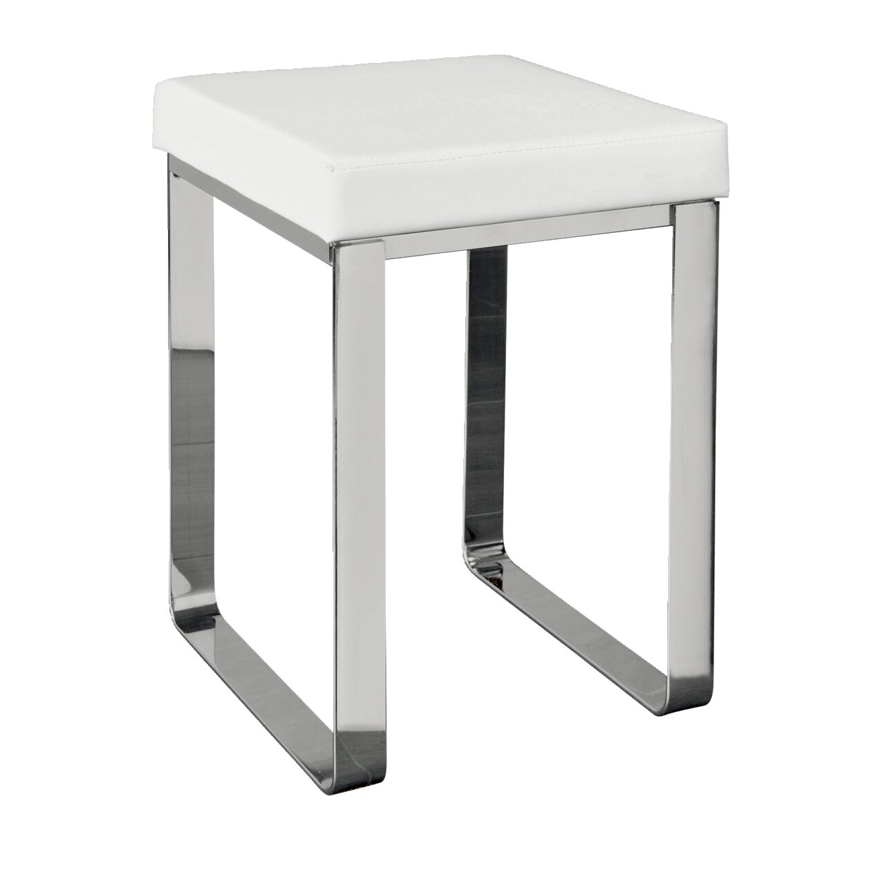 Moderner Badhocker mit weißem Sitzpolster und verchromtem Metallgestell, seitliche Perspektive