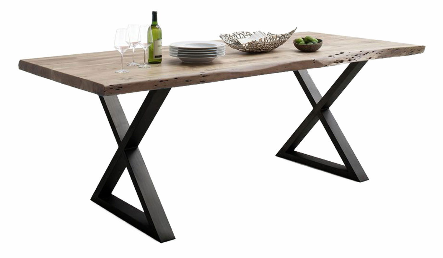 Moderner Esstisch mit Holzplatte und schwarzen X-förmigen Metallbeinen, seitliche Perspektive