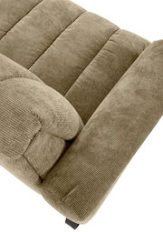 Nahaufnahme einer beigen 2er-Sitzbank aus Stoff mit geripptem Muster, von oben betrachtet.