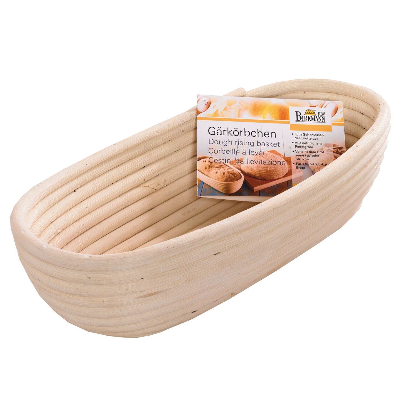 Längliches, kleines Gärkörbchen aus Holz in seitlicher Perspektive, ideal zum Gehenlassen von Brotteig.