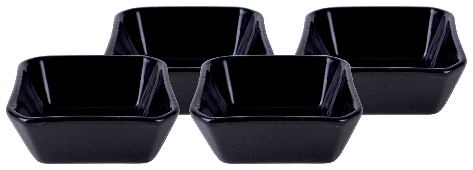 Creatable Dip Bowl 4-tlg STREET FOOD Vier schwarze, quadratische Servier- bzw. Dipschälchen aus Keramik/Porzellan im Studio vor weißem Hintergrund, schräg von vorne in leicht erhöhter Perspektive aufgenommen.