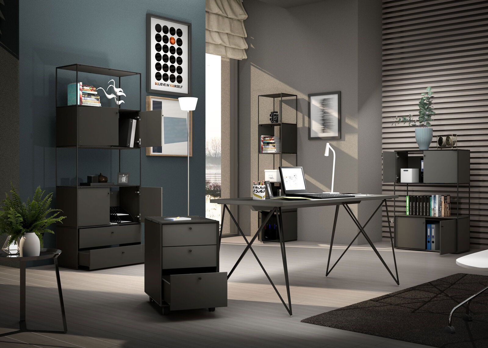 Novel Regal 80 BRERA OFFICE Moderne Büroumgebung mit Winkelschreibtisch, Rollcontainer und Aktenregalen in einer stilvollen, gut beleuchteten Perspektive.