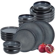 18-teiliges Tafelservice in Grau mit modernen, strukturierten Tellern und Schalen, seitliche Perspektive