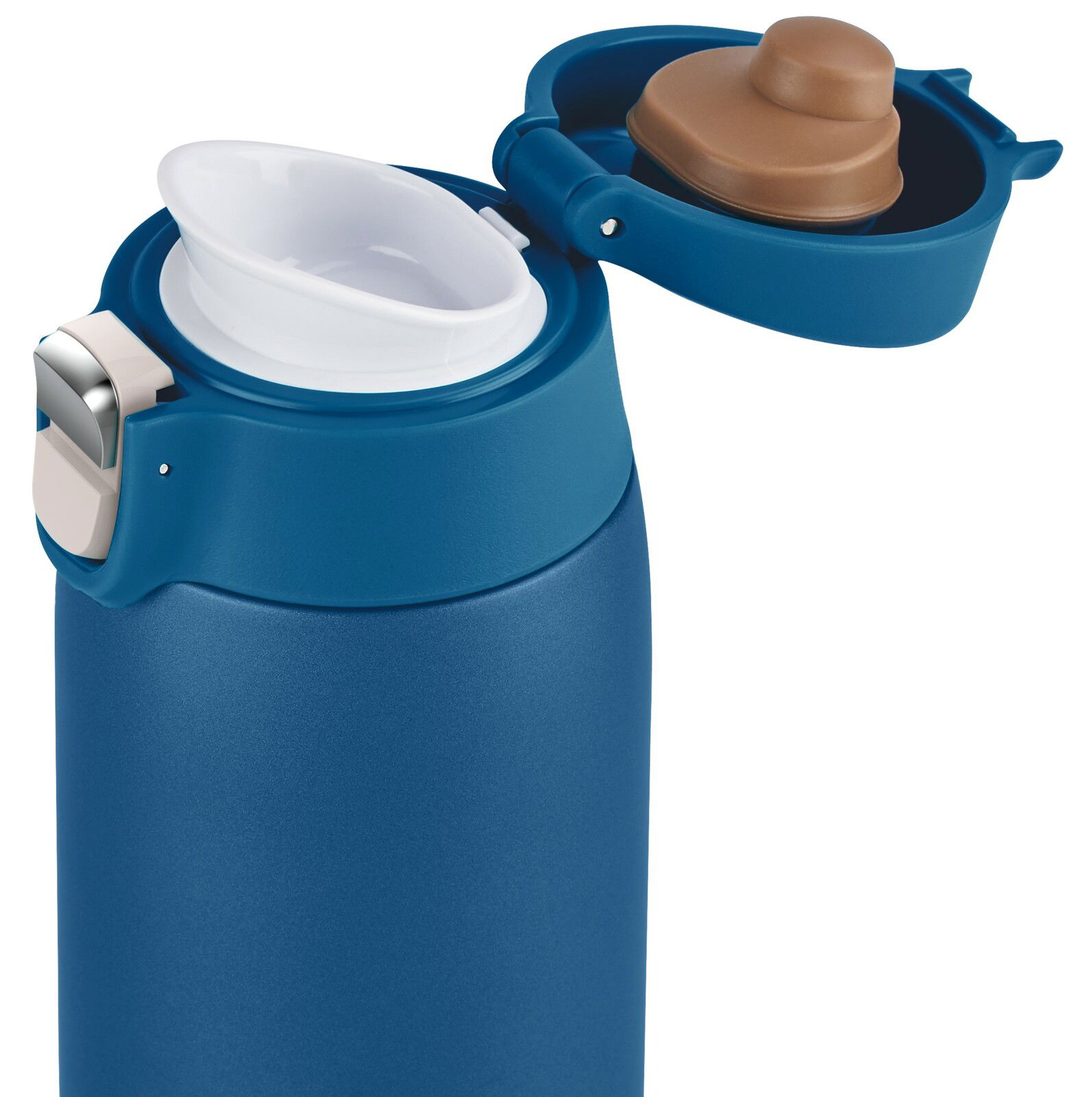 Blauer Thermobecher mit geöffnetem Deckel, seitliche Perspektive